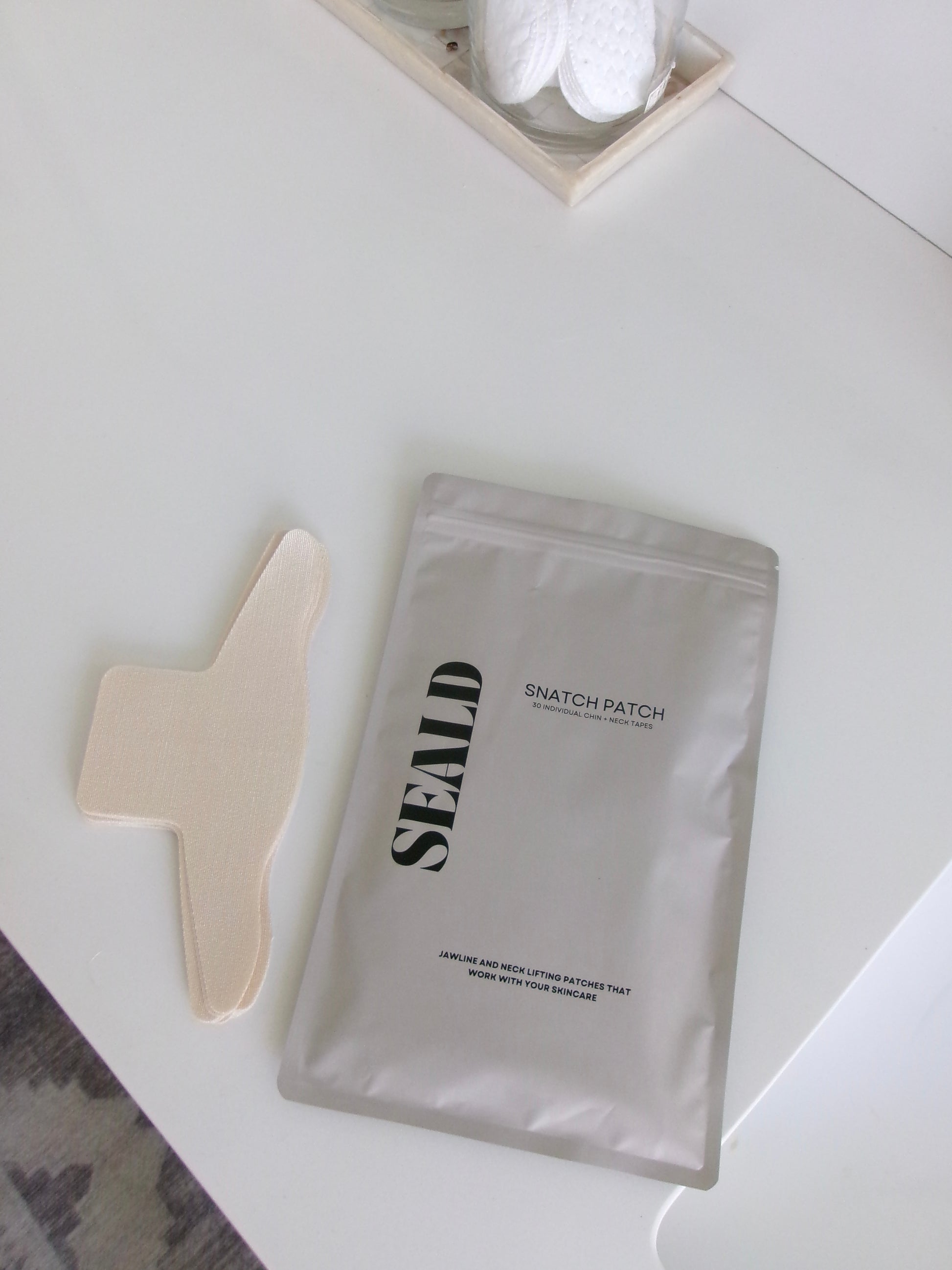 Seald™ Snatch Patch - Chin and Neck Lifting Patches